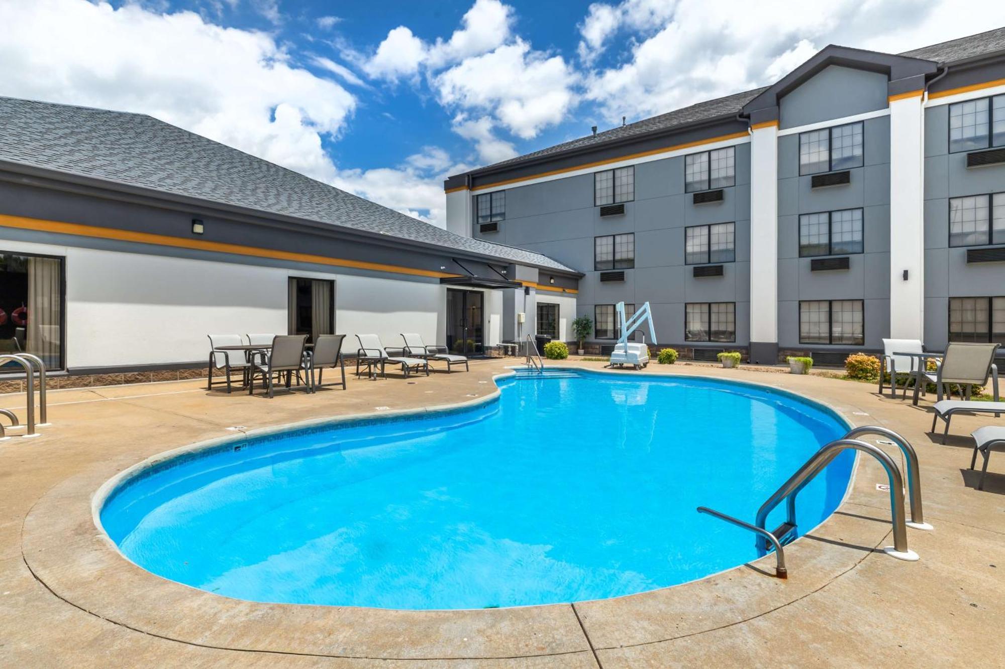 Prime Inn&Suites Poteau Exterior foto